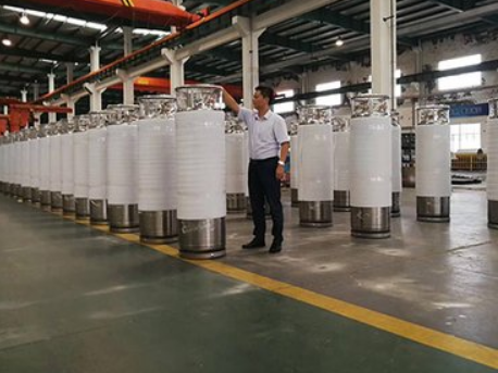 液氮罐厂家内 液氮罐厂家内